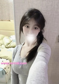 婚紗店門市顧問🔅曼曼：160/E/50/25歲