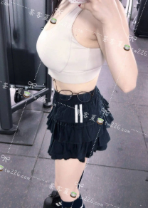 欣欣：165 48 F 24歲🔅身材火辣F奶又軟又彈