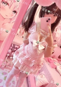 高雄❤️巨乳反差學生🔅小恩：153/F/44/18歲