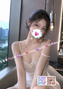 青春活力熱舞社嫩妹 果果：160.C+.44.24歲 皮膚嫩滑緊緻，肢體