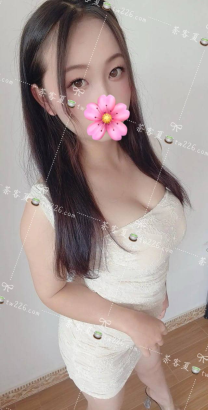 豐滿嫵媚騷熟女🔅可蘭：160/F/52/35歲