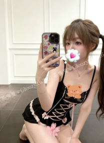 心心：160 44 B 22歲🎀 為了籌措留學學費下海