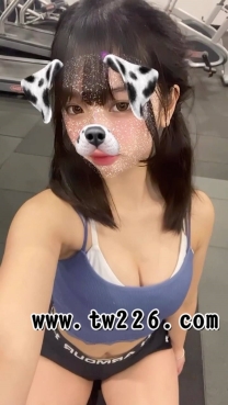 💕小寒：158/E/50/22歲 微肉可愛學生妹