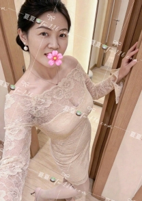 氣質型美魔女🔅百香：165/E/48/36歲